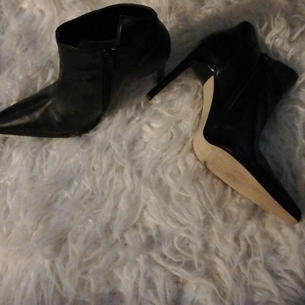 Bootie - Picture 3 of 3